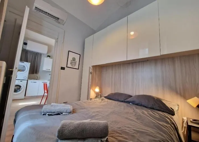 Apartment Casa Din Din Turin